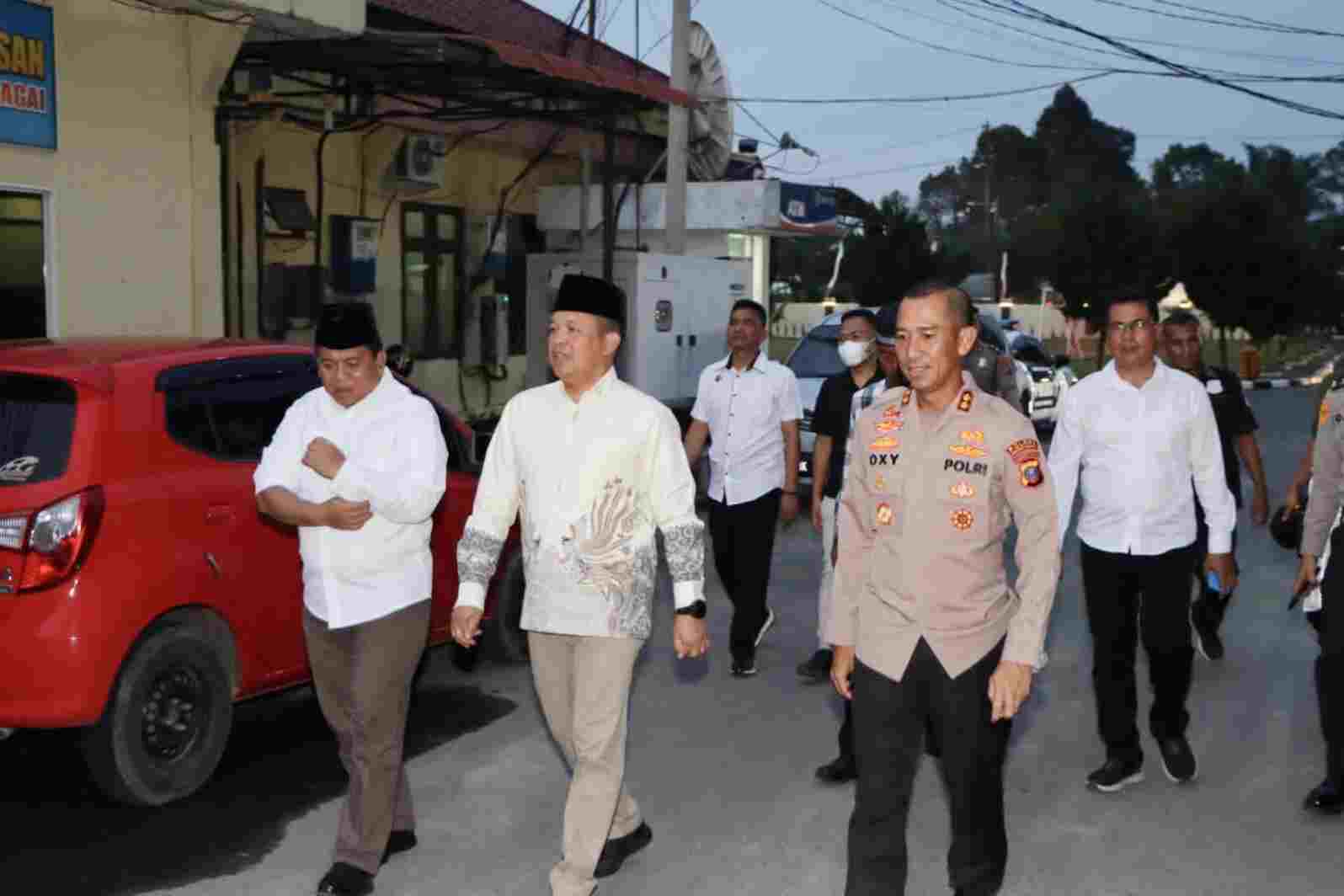 Kapolda Sumut Hadiri Acara Dzikir dan Doa Kebangsaan di Serdang Bedagai Kapolda Sumut Hadiri Acara Dzikir dan Doa Kebangsaan di Serdang Bedagai