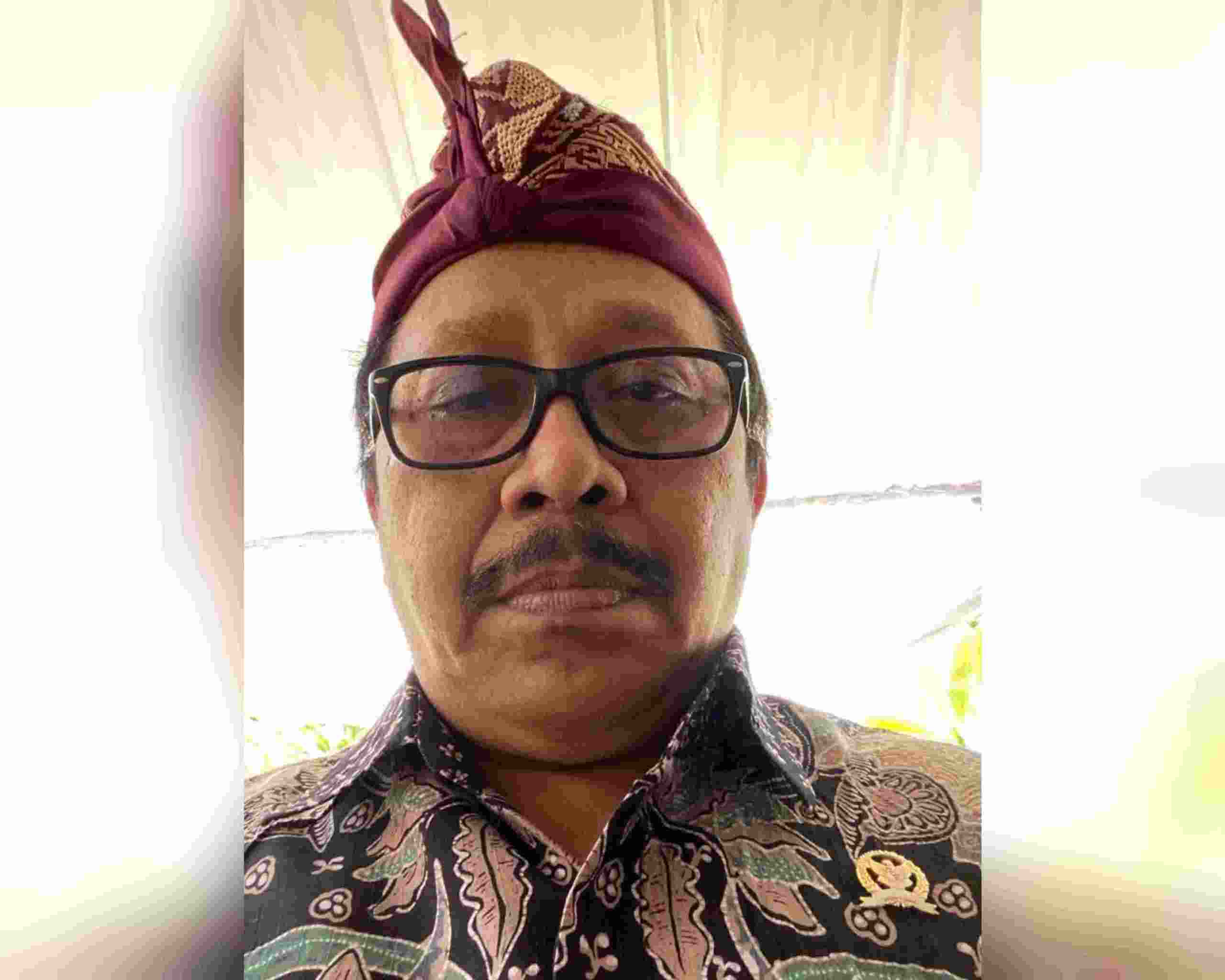 Pelayanan Masyarakat Dikhawatirkan Karena Pejabat Pemprov Banyak Rangkap Jabatan Pelayanan Masyarakat Dikhawatirkan Karena Pejabat Pemprov Banyak Rangkap Jabatan