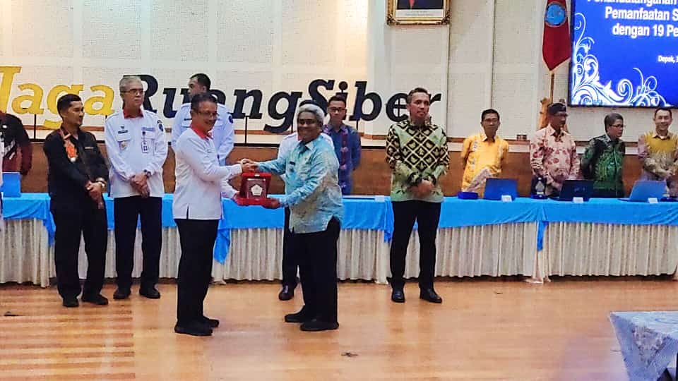 Pj Bupati dan Sekda Aceh Utara Hadiri Penandatanganan Kerjasama Pemanfaatan TTE di BSSN Pj Bupati dan Sekda Aceh Utara Hadiri Penandatanganan Kerjasama Pemanfaatan TTE di BSSN