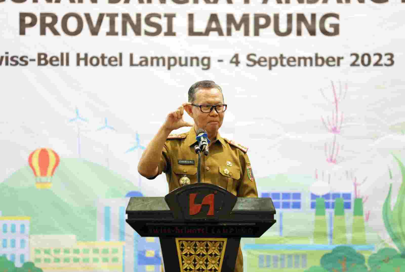 Sekdaprov Fahrizal Buka Uji Publik II sebagai Bahan Rekomendasi dalam Kajian Lingkungan Hidup Sekdaprov Fahrizal Buka Uji Publik II sebagai Bahan Rekomendasi dalam Kajian Lingkungan Hidup