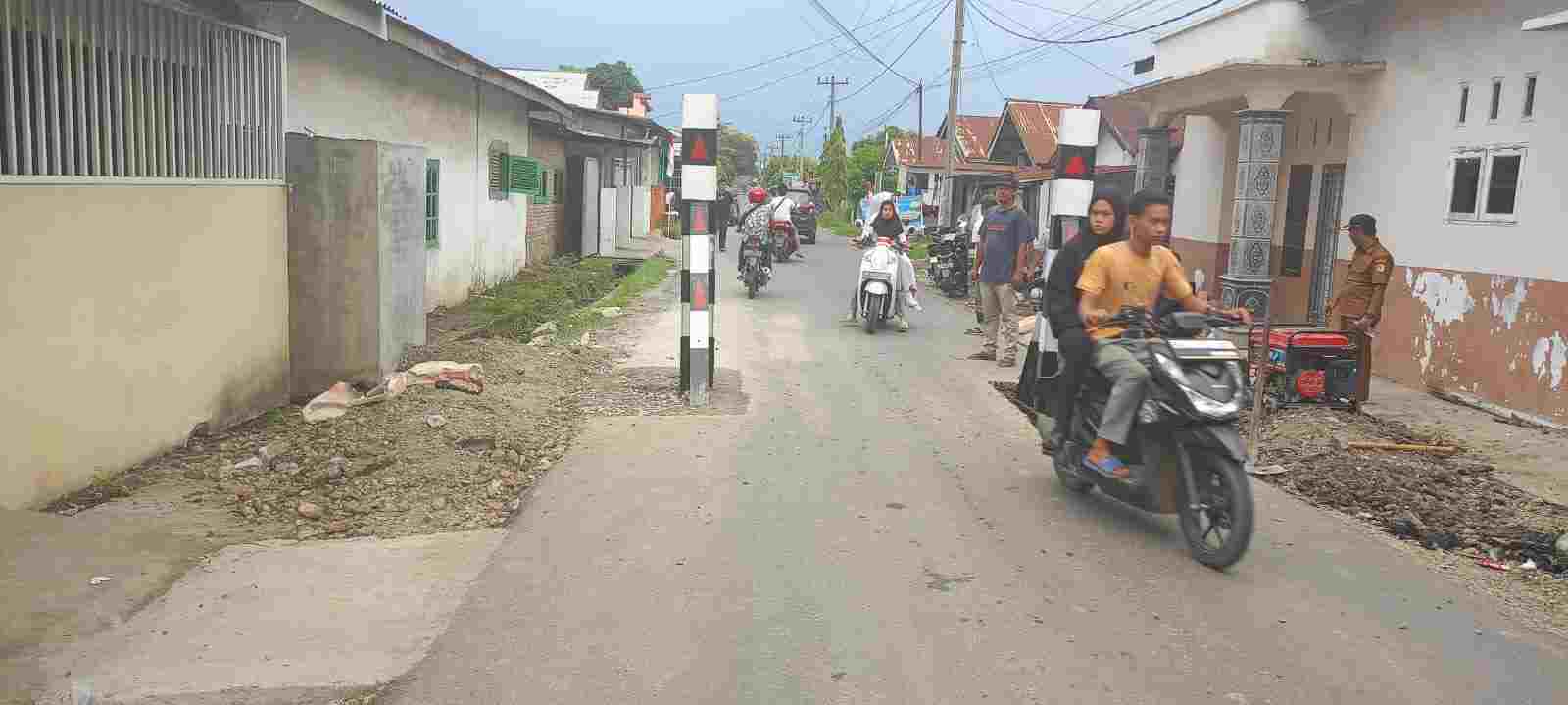 Dinas PUTR Sergai Pasang Portal Lindungi Jalan dari Kendaraan Melebihi Tonase Dinas PUTR Sergai Pasang Portal Lindungi Jalan dari Kendaraan Melebihi Tonase