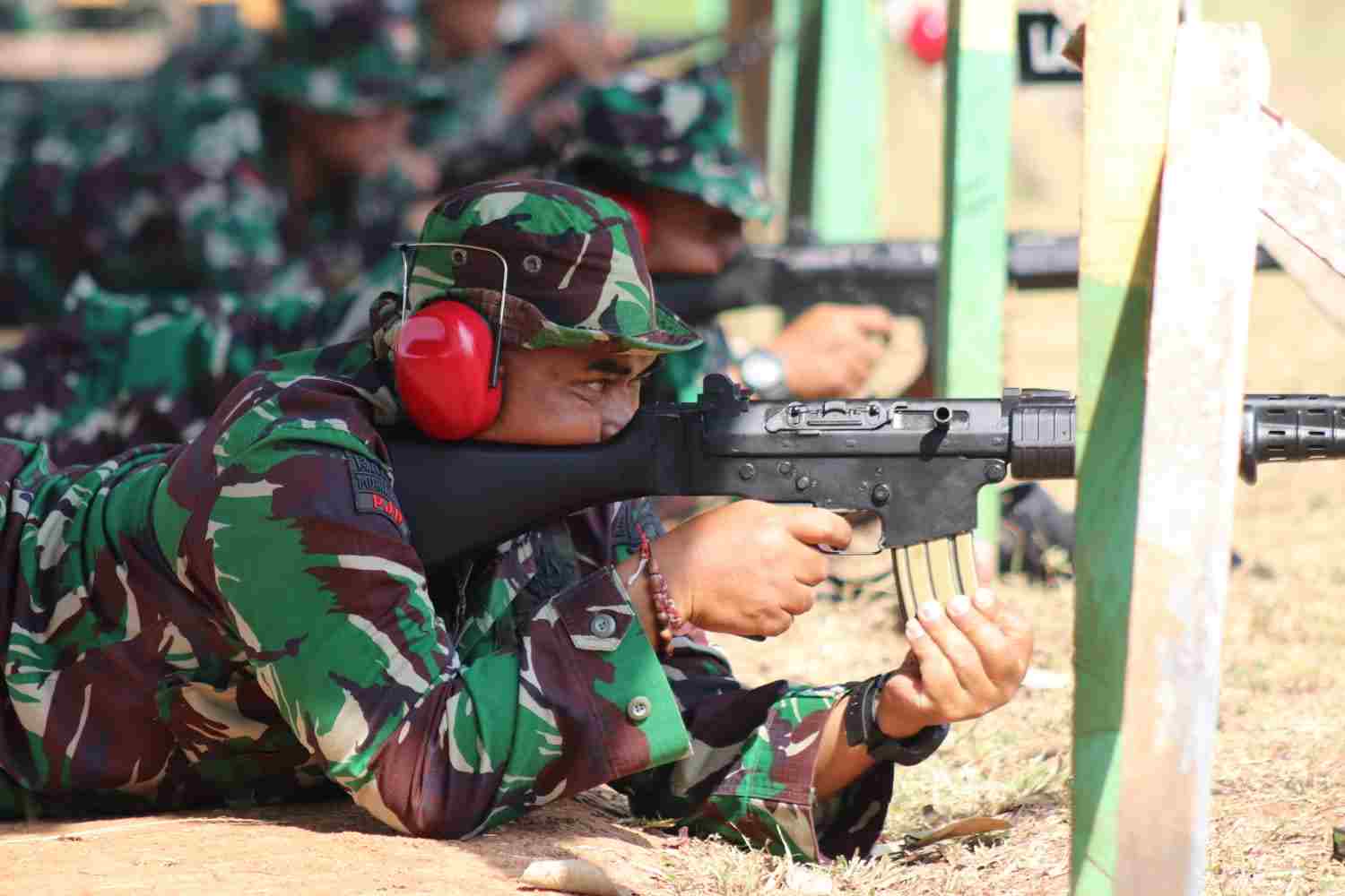 Asah Kemampuan Menembak, Kodim 0410/KBL Gelar Latbak Jatri TW III TA 2023 Asah Kemampuan Menembak, Kodim 0410/KBL Gelar Latbak Jatri TW III TA 2023