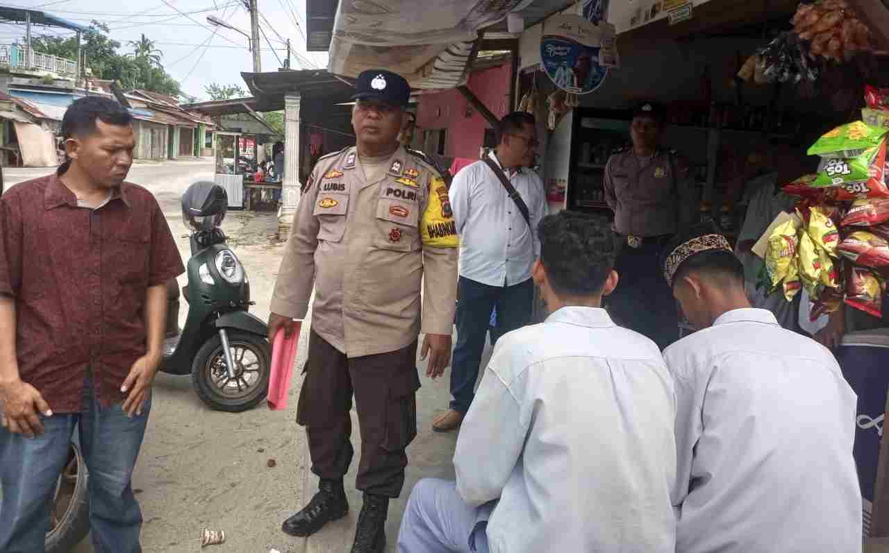 Patroli Polsek Tanjung Beringin Upaya Mencegah Tawuran dan Bolos Sekolah Patroli Polsek Tanjung Beringin Upaya Mencegah Tawuran dan Bolos Sekolah
