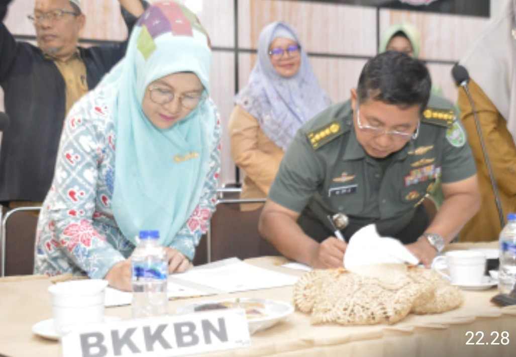 Perdana Kaper BKKBN Aceh Segera Tindak Lanjut MoU dengan 24 Faskes TNI Perdana Kaper BKKBN Aceh Segera Tindak Lanjut MoU dengan 24 Faskes TNI