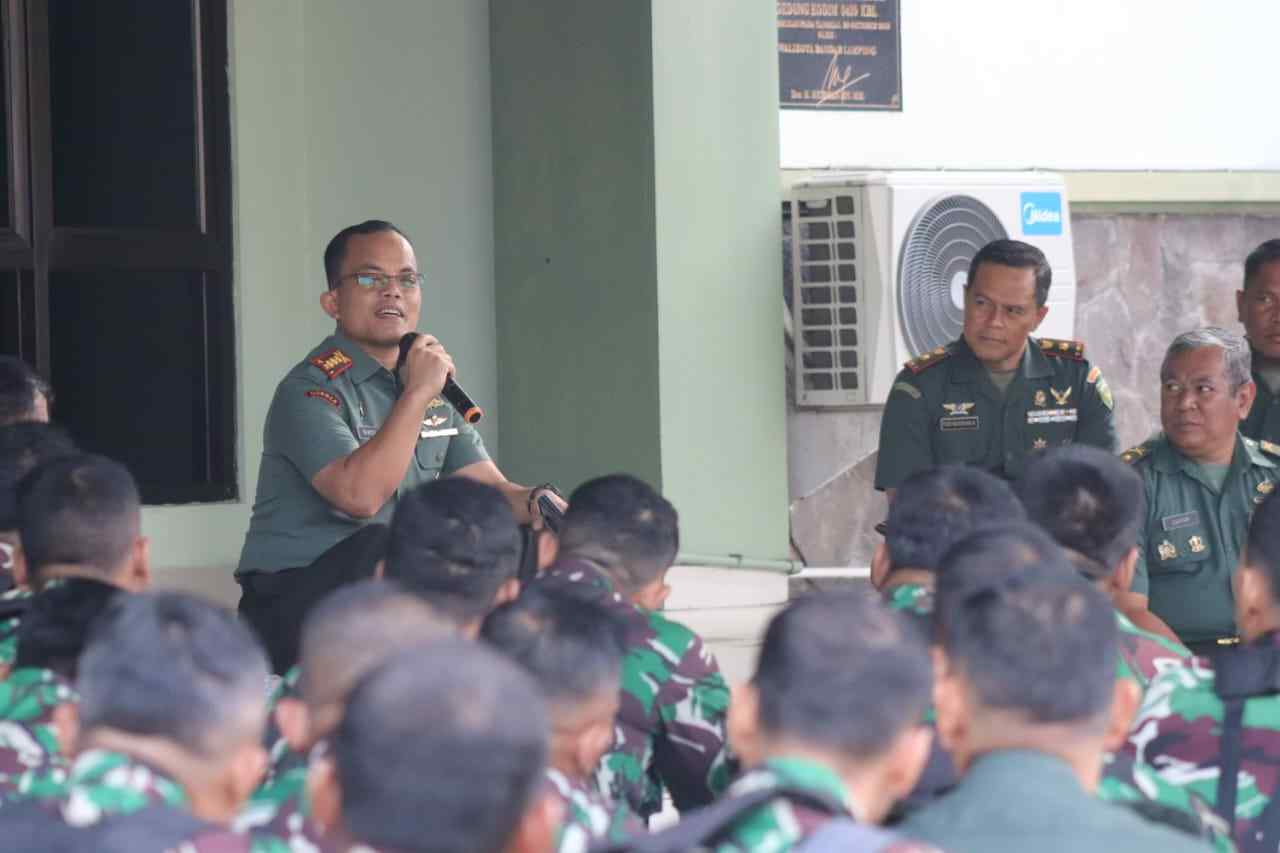 Pengarahan Personel, Dandim: Jadilah Prajurit Teritorial Yang Tanggap dan Sadar Hukum Pengarahan Personel, Dandim: Jadilah Prajurit Teritorial Yang Tanggap dan Sadar Hukum