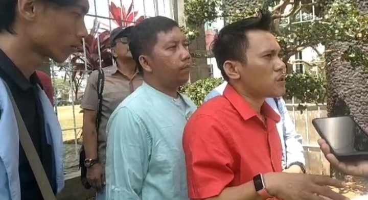CACA Sumsel Laporkan Dinas PUPR Ogan Ilir Serta Pihak Kontraktor ke Kejaksaan CACA Sumsel Laporkan Dinas PUPR Ogan Ilir Serta Pihak Kontraktor ke Kejaksaan