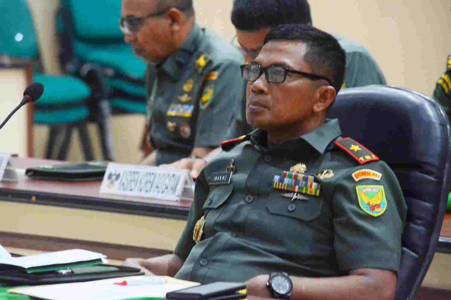 Danrem Ikuti Seminar Nasional Mempertahankan NKRI Tinjauan Strategi Pertahanan Nusantara 2023 Danrem Ikuti Seminar Nasional Mempertahankan NKRI Tinjauan Strategi Pertahanan Nusantara 2023