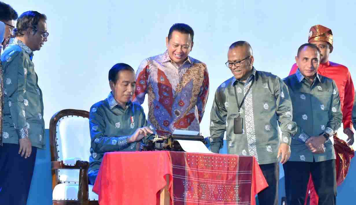 Presiden Jokowi Pastikan Buka Kongres XXV PWI di Bandung, Diikuti PWI 39 Provinsi Presiden Jokowi Pastikan Buka Kongres XXV PWI di Bandung, Diikuti PWI 39 Provinsi