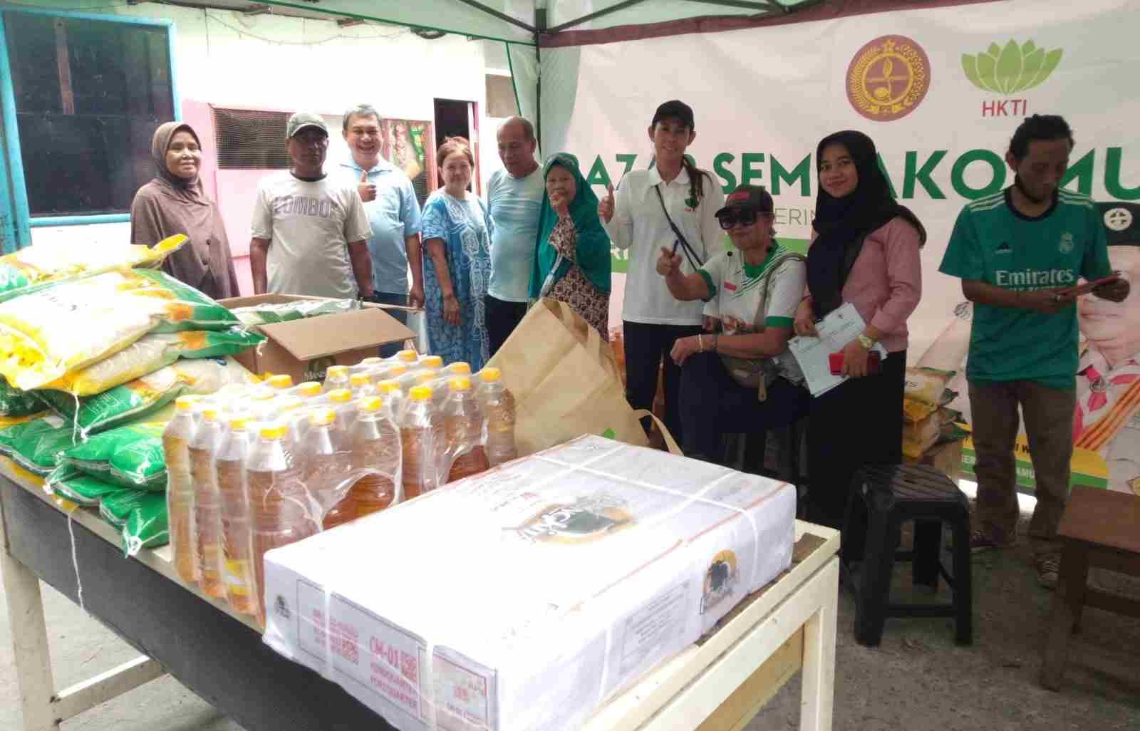 Sambut Hari Tani Nasional, HKTI Gelar Bazar Sembako Murah Sambut Hari Tani Nasional, HKTI Gelar Bazar Sembako Murah