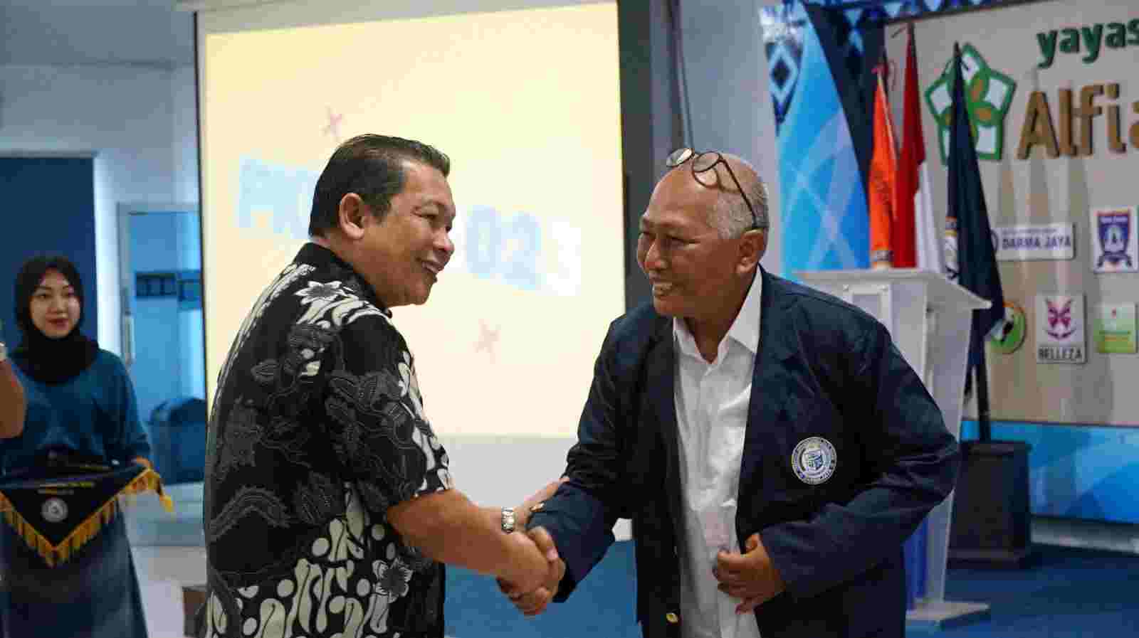 Ratusan Mahasiswa Baru Jalur Karyawan dan Program RPL Ikuti PKKMB 2023 Ratusan Mahasiswa Baru Jalur Karyawan dan Program RPL Ikuti PKKMB 2023