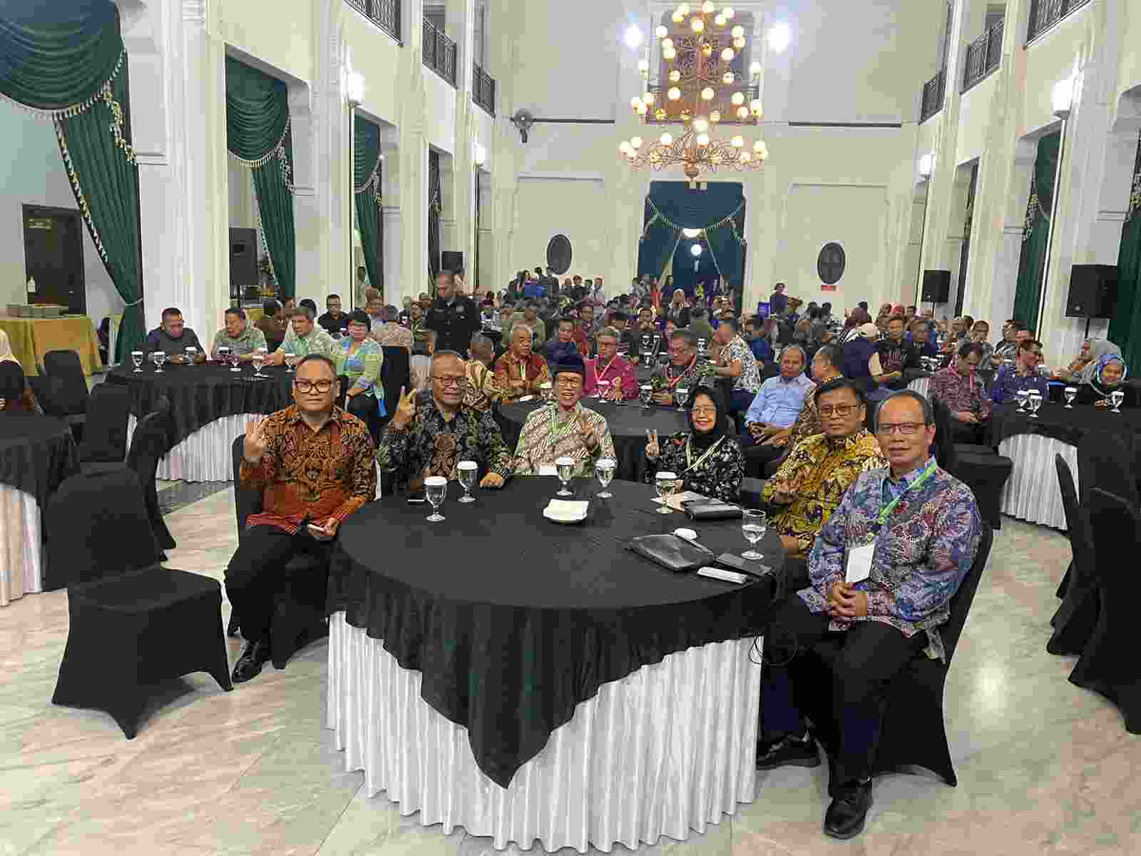 41% Lahannya Miliki Petani, GAPKI Minta PWI Bantu Industri Sawit 41% Lahannya Miliki Petani, GAPKI Minta PWI Bantu Industri Sawit