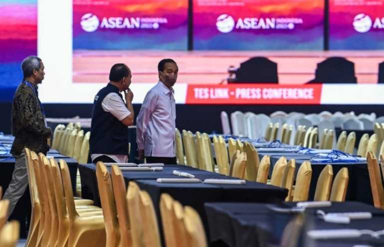 Presiden RI Pastikan KTT ASEAN Siap Digelar Presiden RI Pastikan KTT ASEAN Siap Digelar