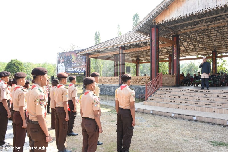 Sekda Lepas Kontingen Pramuka Kwarcab Tubaba Menuju Raimuna Daerah Sekda Lepas Kontingen Pramuka Kwarcab Tubaba Menuju Raimuna Daerah