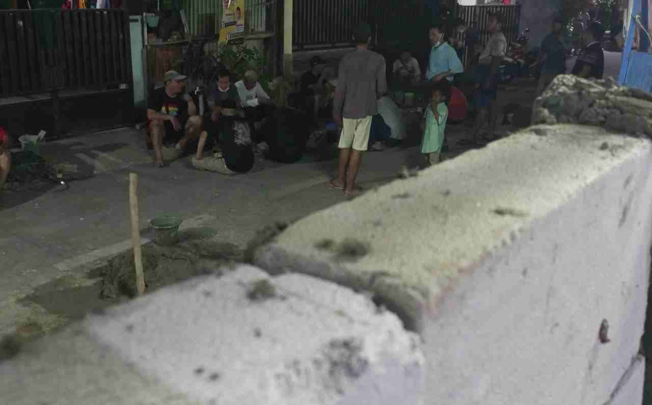 Ini Tanggapan Ketua RW 012 Terkait Viral Berita Ditutupnya Akses Keluar Masuk YJA Ini Tanggapan Ketua RW 012 Terkait Viral Berita Ditutupnya Akses Keluar Masuk YJA