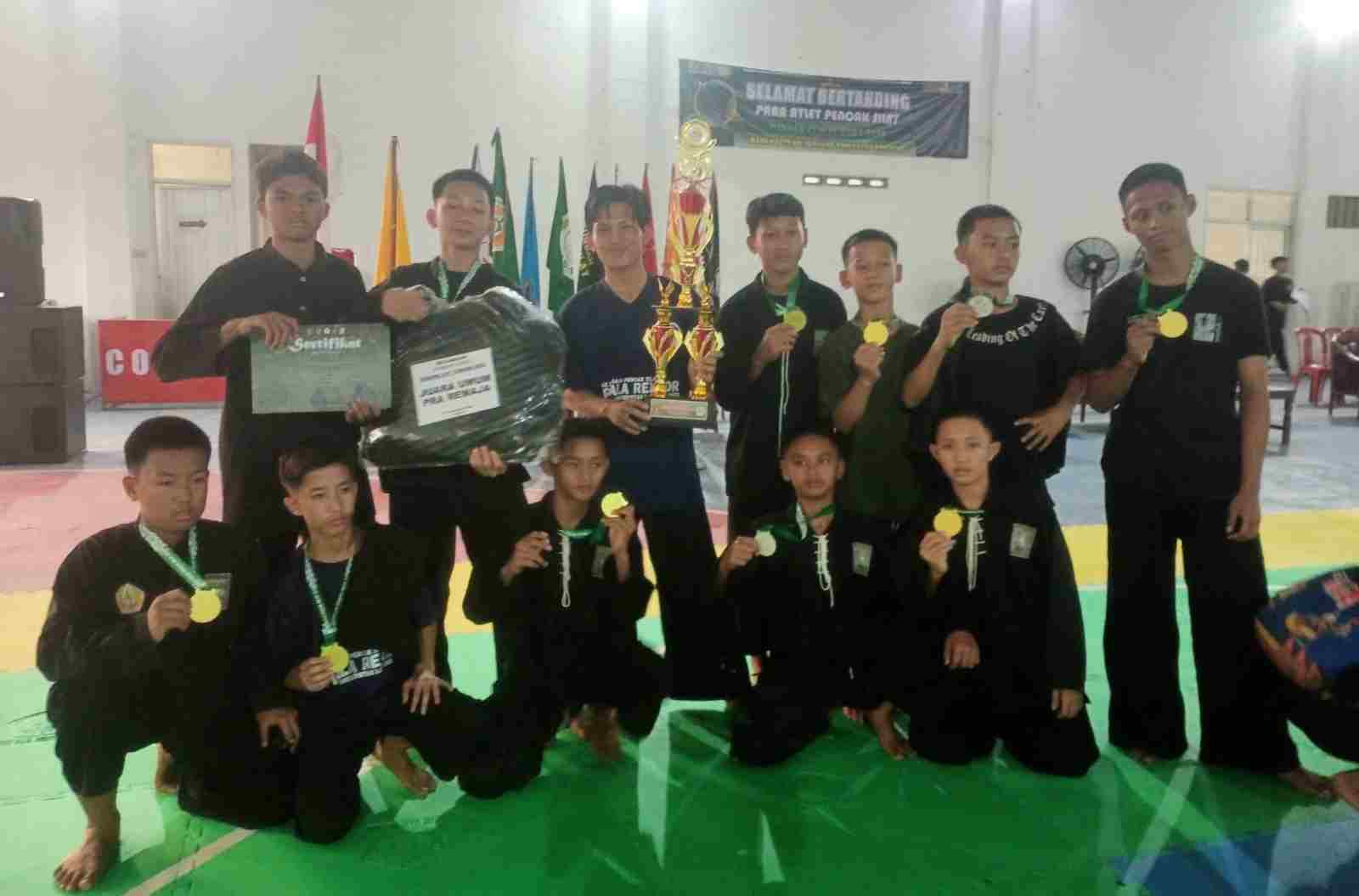 Santri Pondok Pesantren Alfarabi Juara Umum Kejuaraan Pencak Silat Dandim Cup Santri Pondok Pesantren Alfarabi Juara Umum Kejuaraan Pencak Silat Dandim Cup