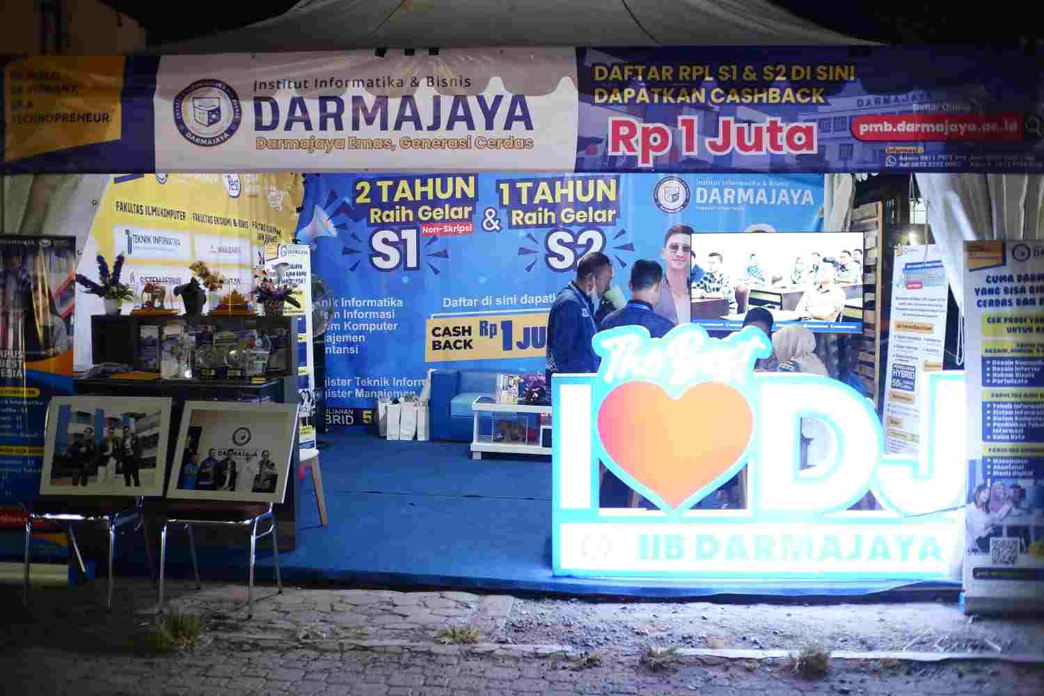 Mau Kenalan Mahasiswa Asing IIB Darmajaya! Yuuk Kunjungi Standnya di PRL 2023 Mau Kenalan Mahasiswa Asing IIB Darmajaya! Yuuk Kunjungi Standnya di PRL 2023