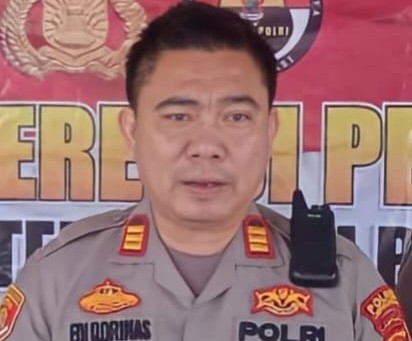 Gabungan Tekab 308 Berhasil Ringkus Pelaku Penembakan Terhadap Warga Umbul Metro Gabungan Tekab 308 Berhasil Ringkus Pelaku Penembakan Terhadap Warga Umbul Metro