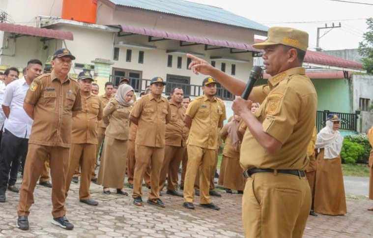 Bupati Sergai Mendorong ASN untuk Memahami Pentingnya Disiplin Bupati Sergai Mendorong ASN untuk Memahami Pentingnya Disiplin