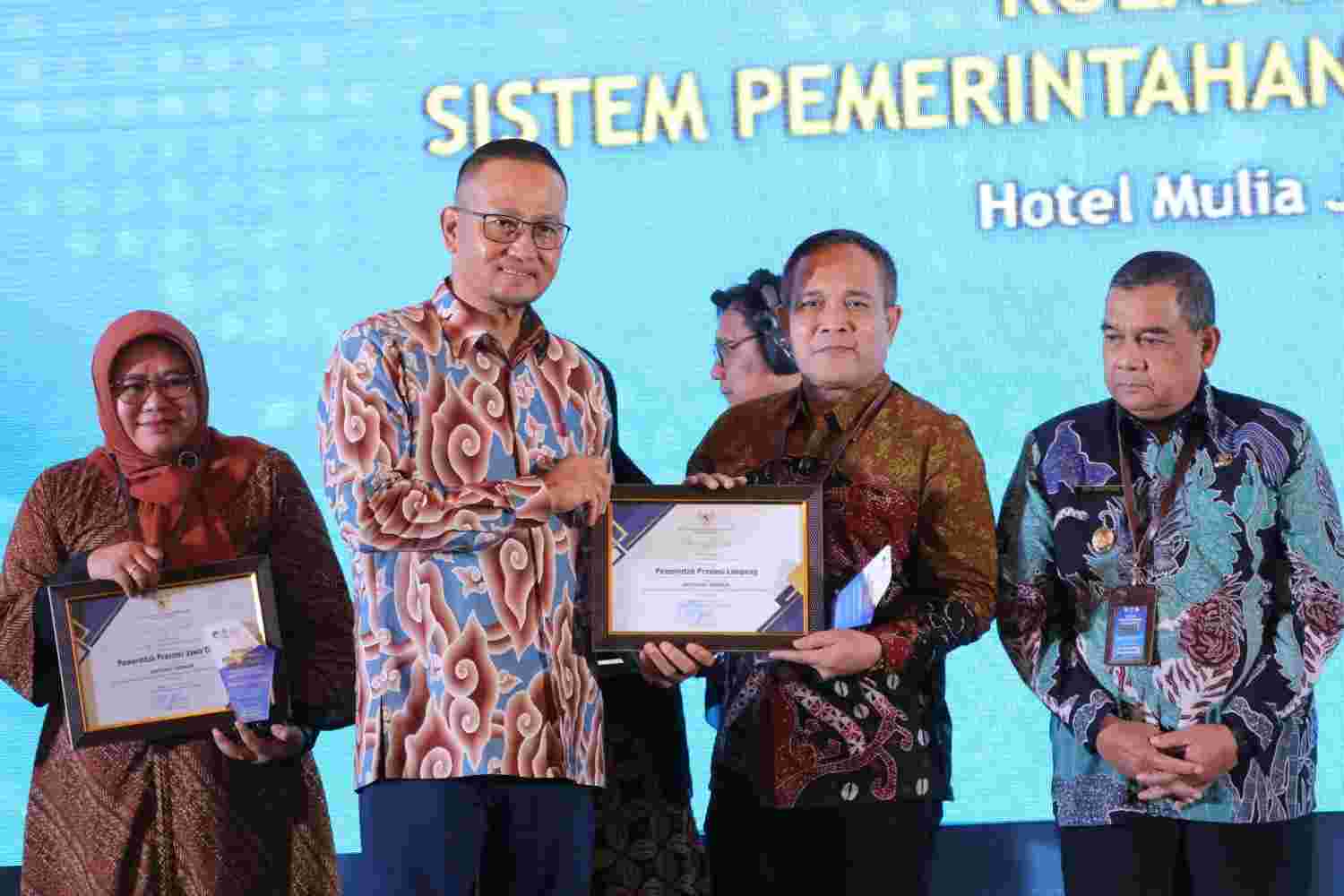 Provinsi Lampung Raih Penghargaan Dari Kementerian Kominfo Provinsi Lampung Raih Penghargaan Dari Kementerian Kominfo