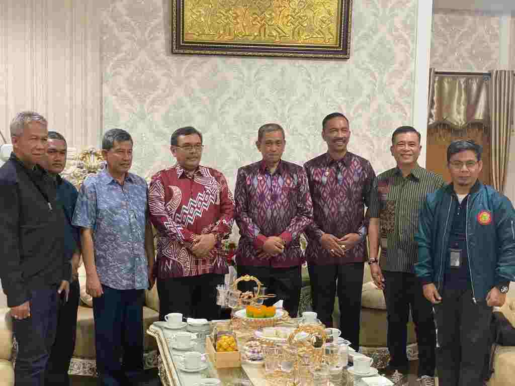 Program Redistribusi Lahan sebagai Inisiatif Strategis Pengamanan dan Optimalisasi Aset PTPN XIV Program Redistribusi Lahan sebagai Inisiatif Strategis Pengamanan dan Optimalisasi Aset PTPN XIV
