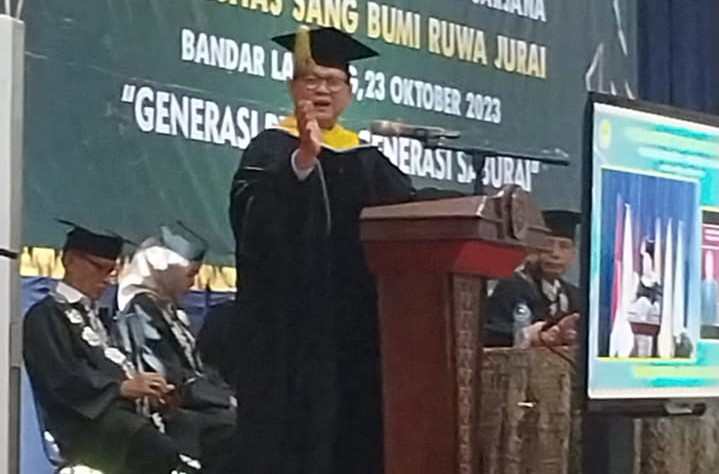 Prof. Rokhmin Dahuri: Indonesia Kaya, Tapi Masih Tertinggal Prof. Rokhmin Dahuri: Indonesia Kaya, Tapi Masih Tertinggal