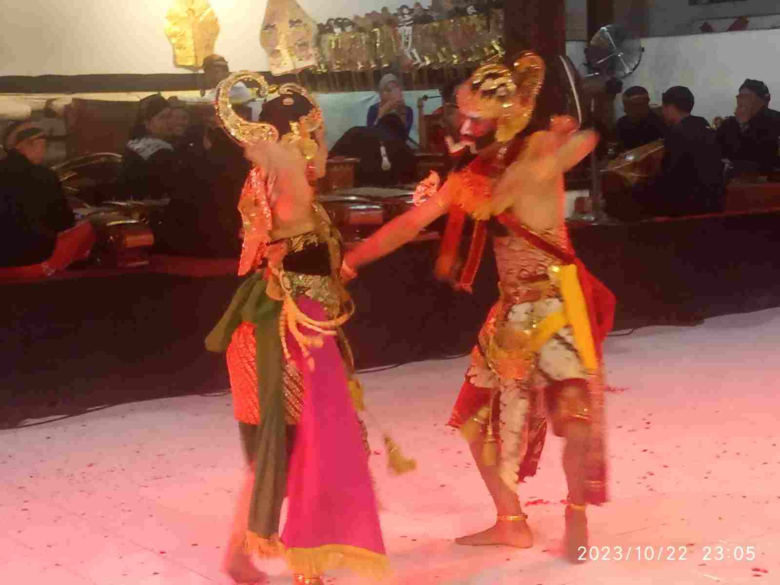 Meriahnya Gelar Tari dan Wayang Kulit “Bima Suci” HUT Ke -94 Sobokarti Meriahnya Gelar Tari dan Wayang Kulit “Bima Suci” HUT Ke -94 Sobokarti