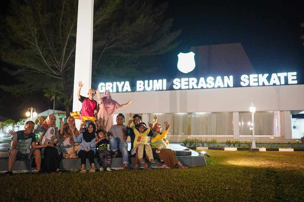 Kian Bersolek, Makin Malam Pengunjung Rumdin Bupati Muba Makin Ramai Kian Bersolek, Makin Malam Pengunjung Rumdin Bupati Muba Makin Ramai