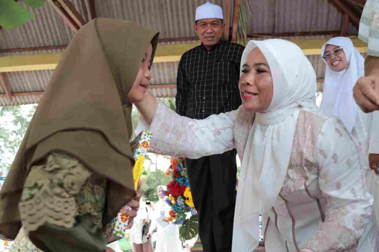 Generasi Muda Sebagai Harapan Masa Depan dalam Manasik Haji PAUD Generasi Muda Sebagai Harapan Masa Depan dalam Manasik Haji PAUD