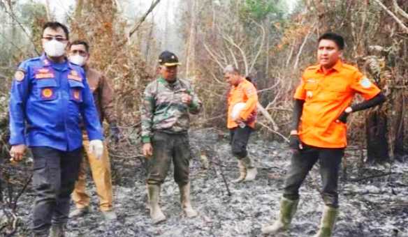 Bupati OI Panca, Tinjau Secara Langsung Ke Lokasi di Kecamatan Rawan Karhutla Bupati OI Panca, Tinjau Secara Langsung Ke Lokasi di Kecamatan Rawan Karhutla
