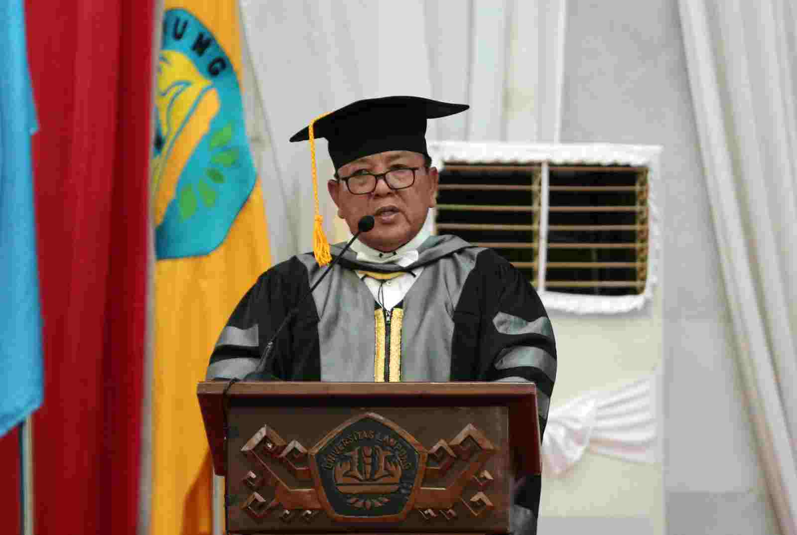 Gubernur Arinal Raih Gelar Doktor Honoris Causa dari Unila Gubernur Arinal Raih Gelar Doktor Honoris Causa dari Unila