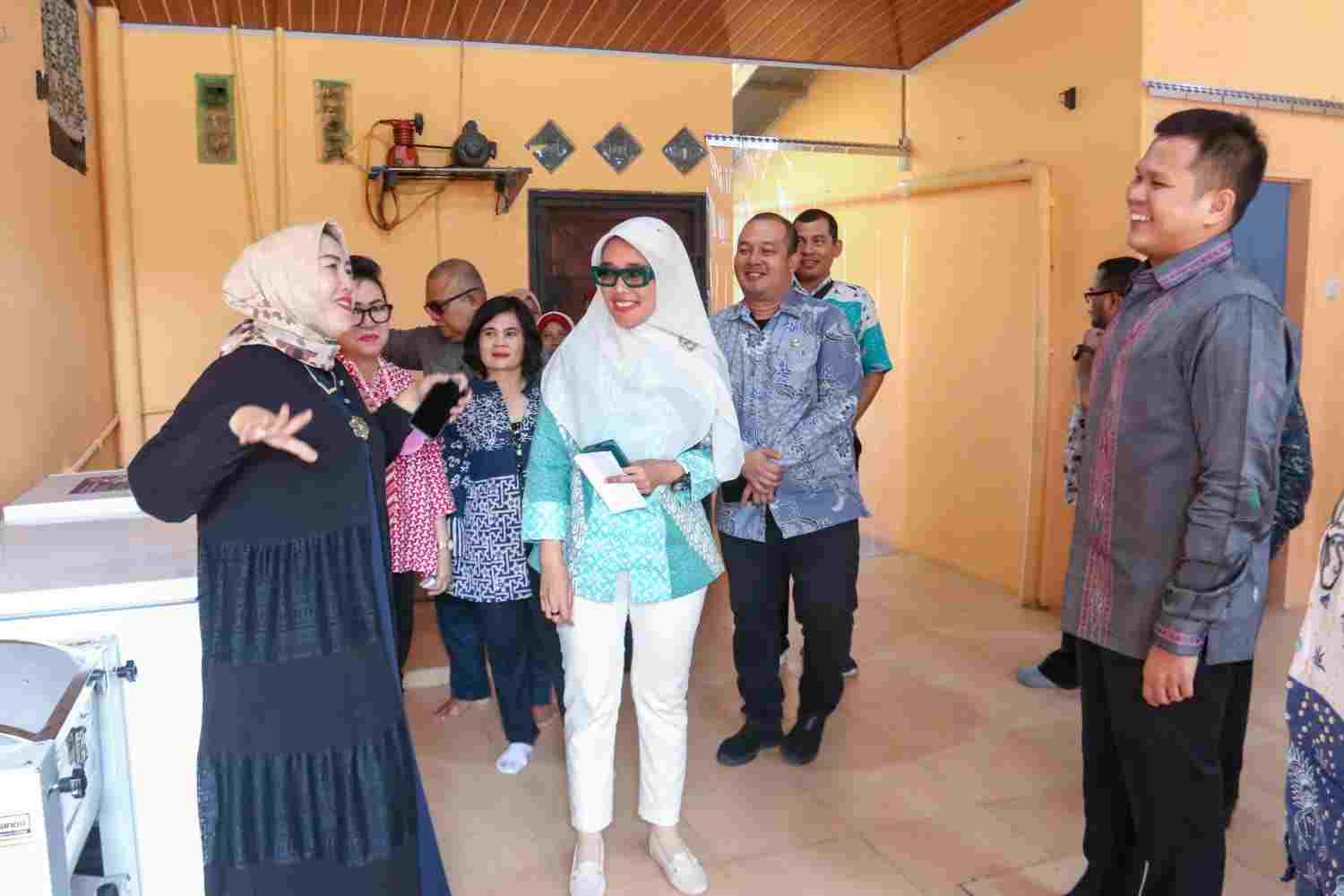 Resmikan Unit Pengolah Ikan Empat Putri, Wabup Sergai Dukung Pengembangan UMKM Resmikan Unit Pengolah Ikan Empat Putri, Wabup Sergai Dukung Pengembangan UMKM