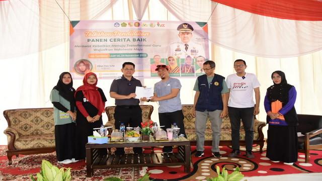 HGN 2023, Pj. Bupati Firsada Sebut PGRI Membentuk Generasi Muda HGN 2023, Pj. Bupati Firsada Sebut PGRI Membentuk Generasi Muda