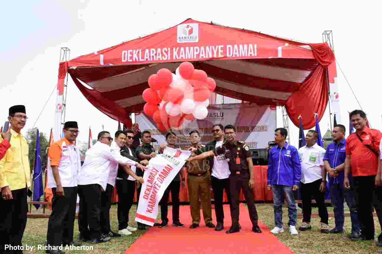 Deklarasi Kampanye Damai dan Apel Siaga Pemilu 2024 di Kabupaten Tubaba Deklarasi Kampanye Damai dan Apel Siaga Pemilu 2024 di Kabupaten Tubaba