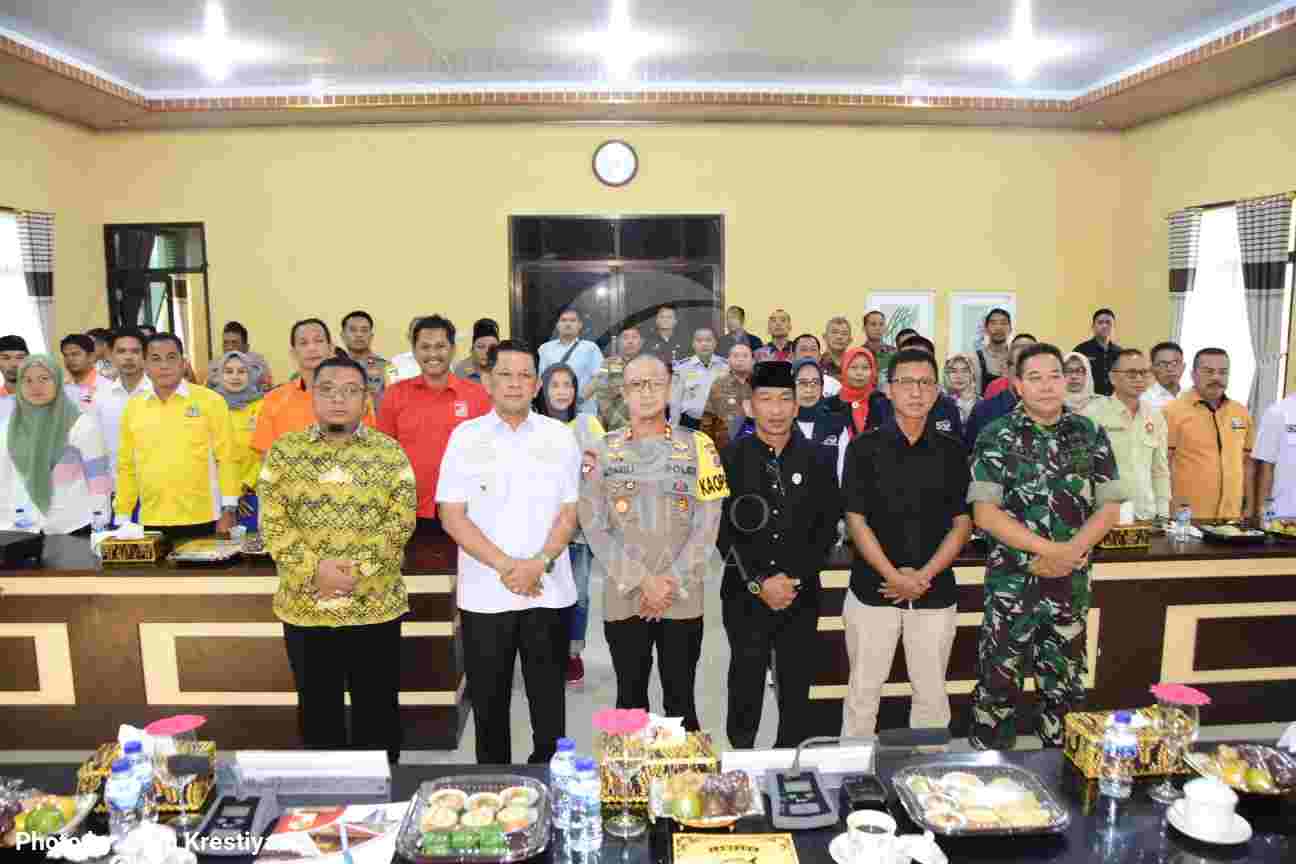 Jaga Kondusifitas Jelang Pemilu 2024, Polres Tubaba Gelar Deklarasi Pemilu Damai Jaga Kondusifitas Jelang Pemilu 2024, Polres Tubaba Gelar Deklarasi Pemilu Damai