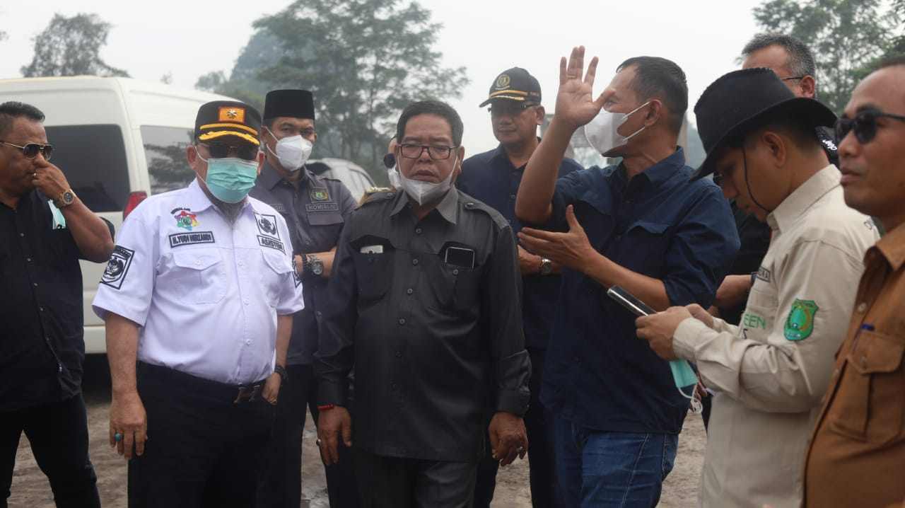 Pemkab – DPRD Muba Blusukan Tinjau Jalan Angkut Batu Bara Pemkab – DPRD Muba Blusukan Tinjau Jalan Angkut Batu Bara