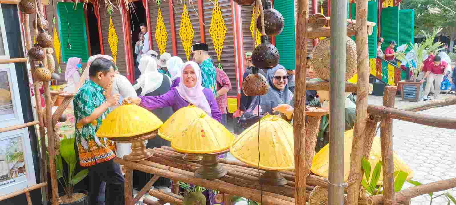 Pameran Kuliner Aceh Timur Juara 1 PKA- 8 Banda Aceh Pameran Kuliner Aceh Timur Juara 1 PKA- 8 Banda Aceh