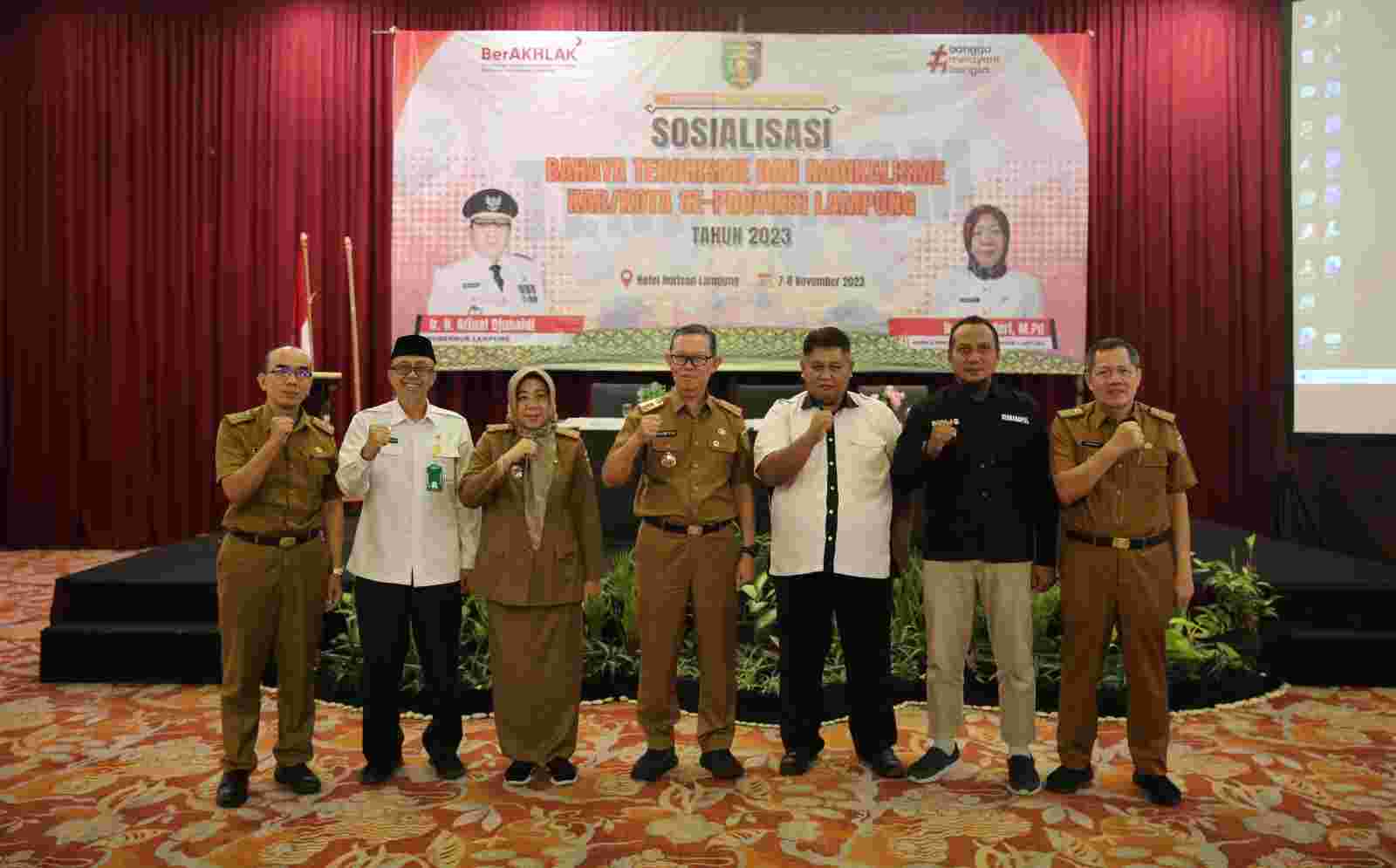 Gubernur Arinal Buka Sosialisasi Bahaya Terorisme dan Radikalisme untuk Siswa dan Guru Gubernur Arinal Buka Sosialisasi Bahaya Terorisme dan Radikalisme untuk Siswa dan Guru