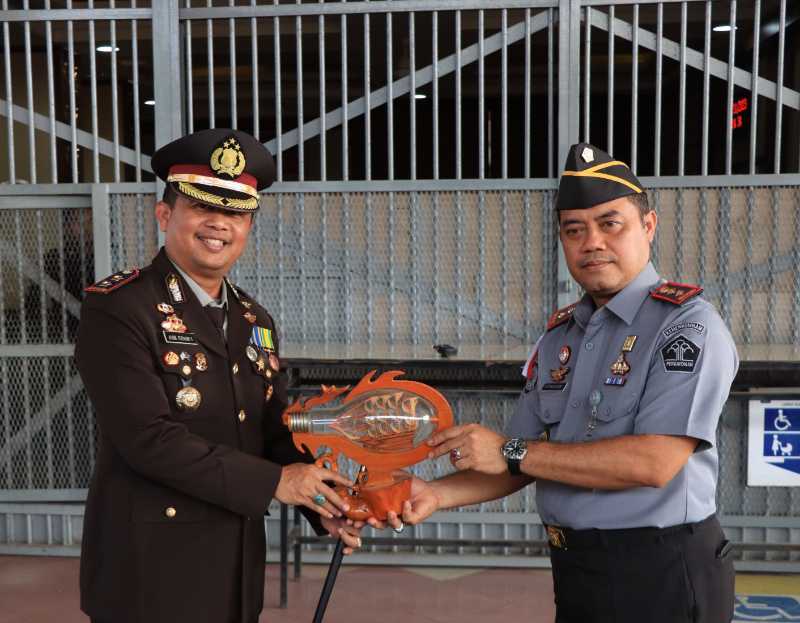 Suprihadi : MoU ini Sebagai Bentuk Komitmen Kolaborasi Kedua Institusi Suprihadi : MoU ini Sebagai Bentuk Komitmen Kolaborasi Kedua Institusi