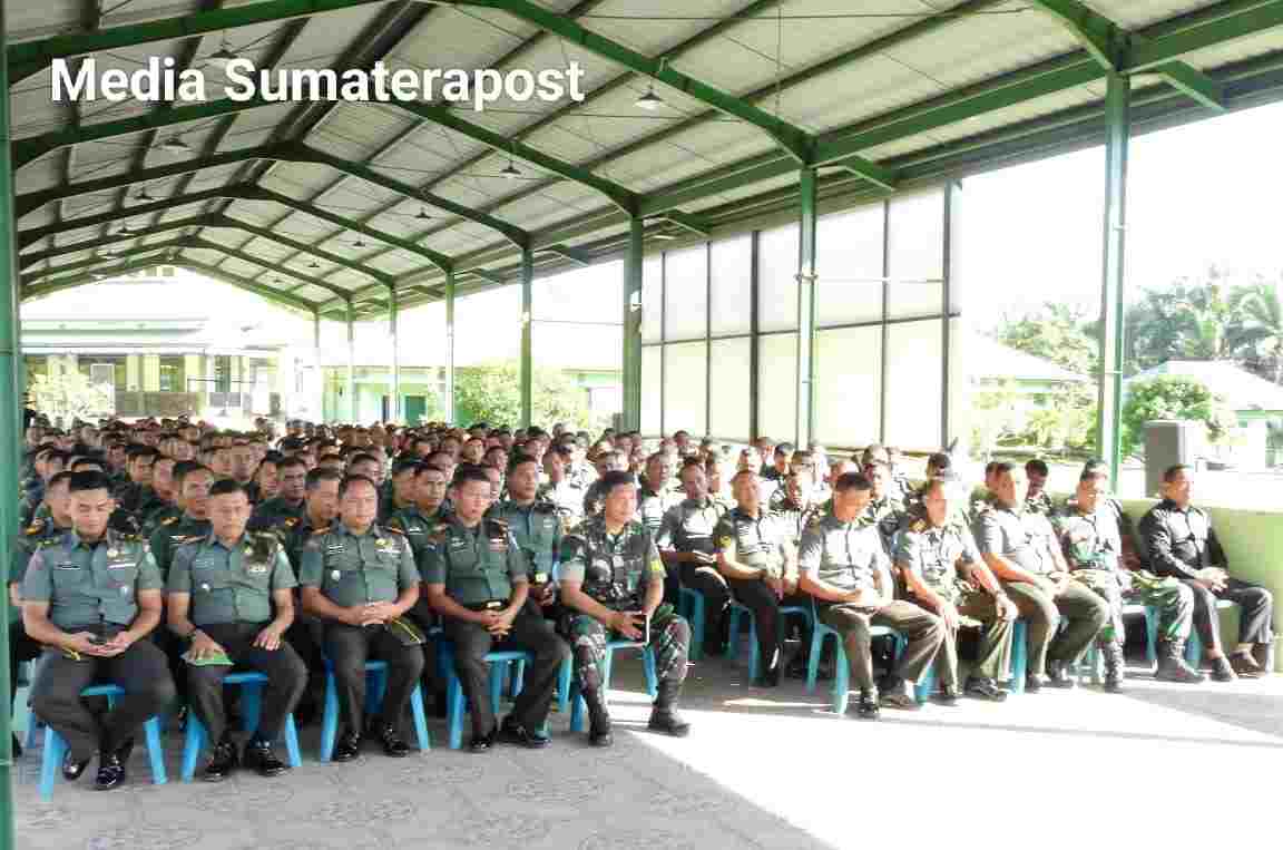 Dandim 0117 Aceh Tamiang Memberikan Jam Komandan pada Seluruh Prajurit Dandim 0117 Aceh Tamiang Memberikan Jam Komandan pada Seluruh Prajurit