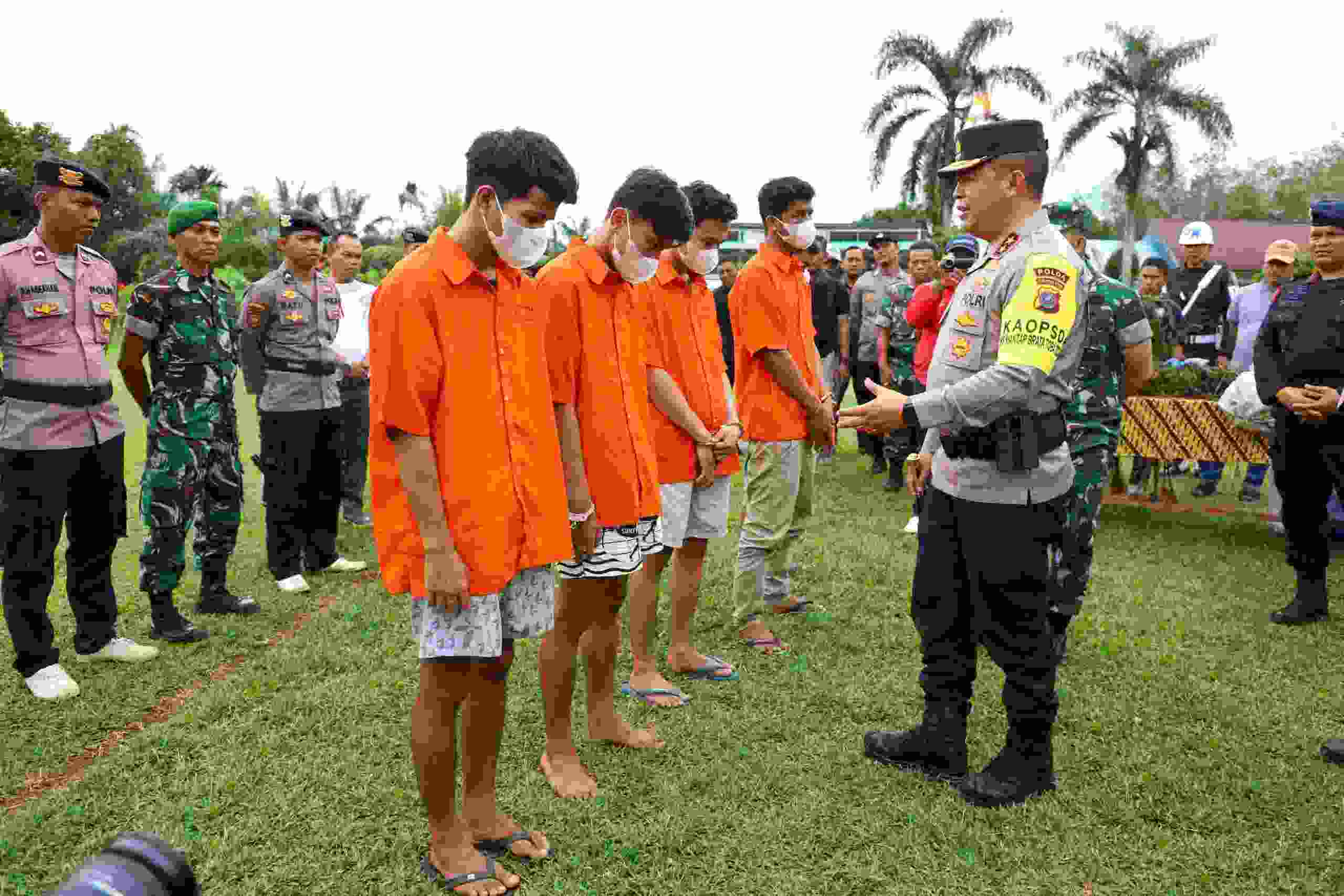 Perburuan 150 Ha Ladang Ganja oleh Polda Sumut Gunakan Teknologi Citra Satelit Perburuan 150 Ha Ladang Ganja oleh Polda Sumut Gunakan Teknologi Citra Satelit