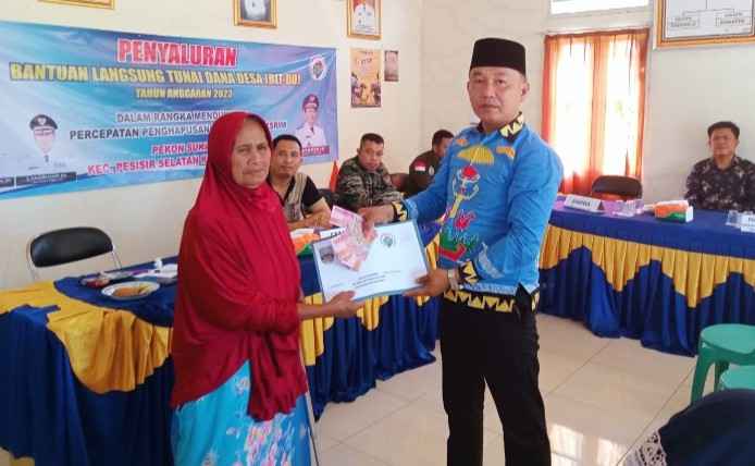 Pekon Sukarame Salurkan BLT-DD Tahap Ketiga Kepada 21 KPM Pekon Sukarame Salurkan BLT-DD Tahap Ketiga Kepada 21 KPM