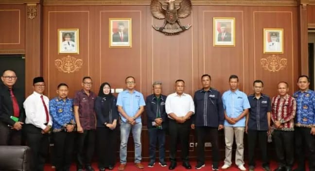 Bupati Lamsel Nanang Terima JMSI Lampung Bupati Lamsel Nanang Terima JMSI Lampung