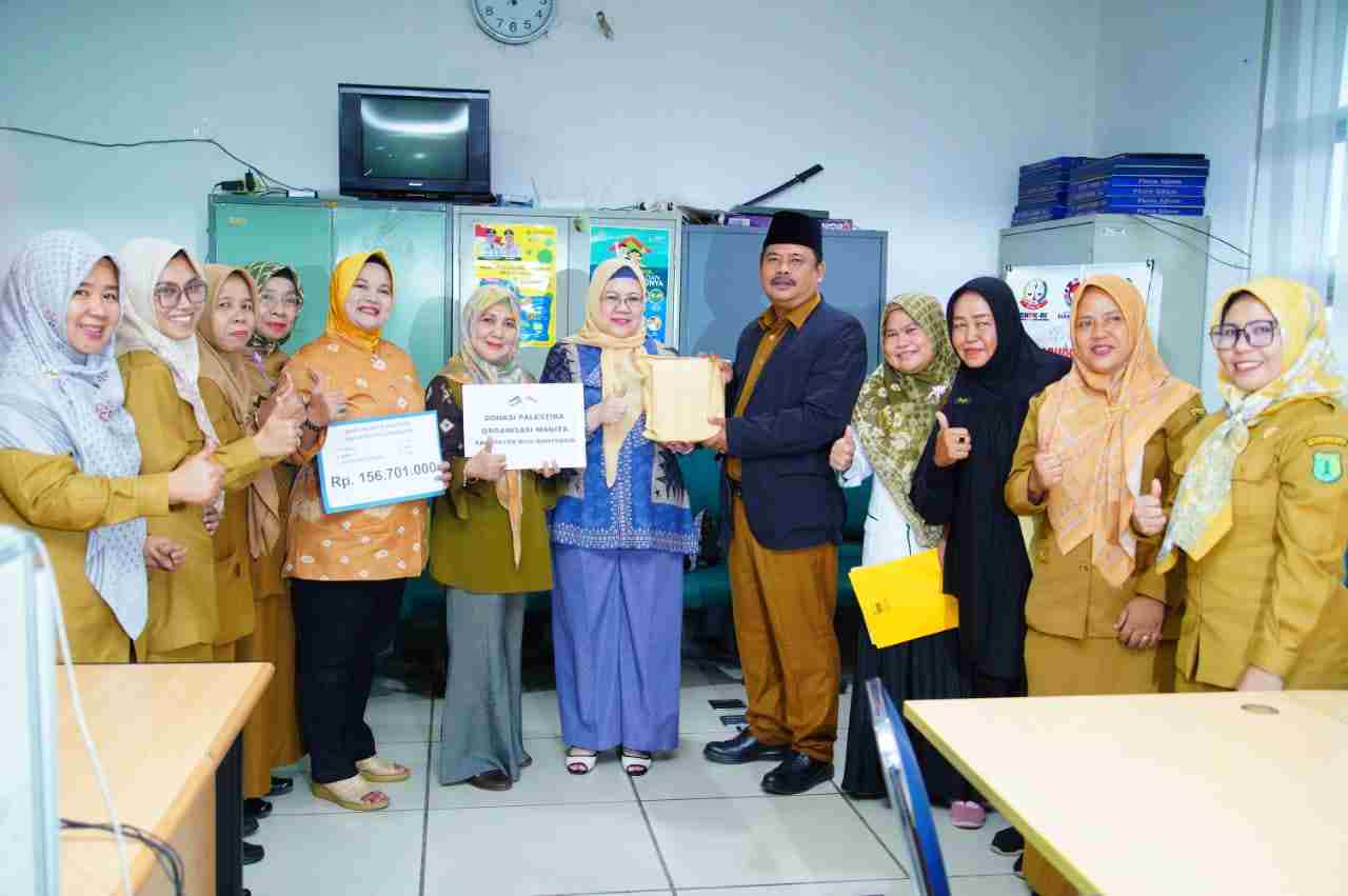 Pj Ketua TP PKK Muba Serahkan Langsung Donasi Untuk Palestina Pj Ketua TP PKK Muba Serahkan Langsung Donasi Untuk Palestina