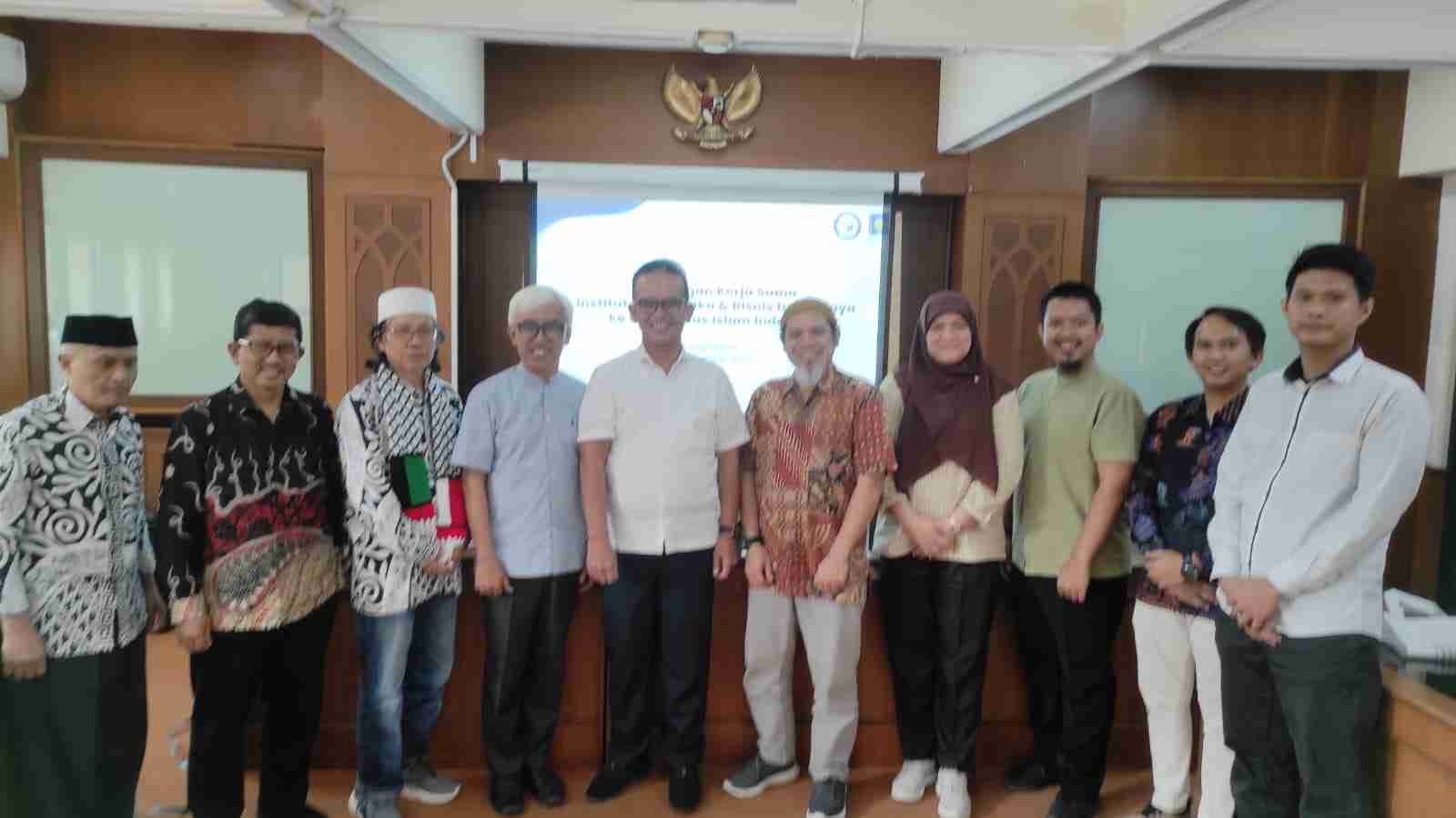 Fakultas DHP IIB Darmajaya Studi Banding ke-6 Perguruan Tinggi di Pulau Jawa Fakultas DHP IIB Darmajaya Studi Banding ke-6 Perguruan Tinggi di Pulau Jawa