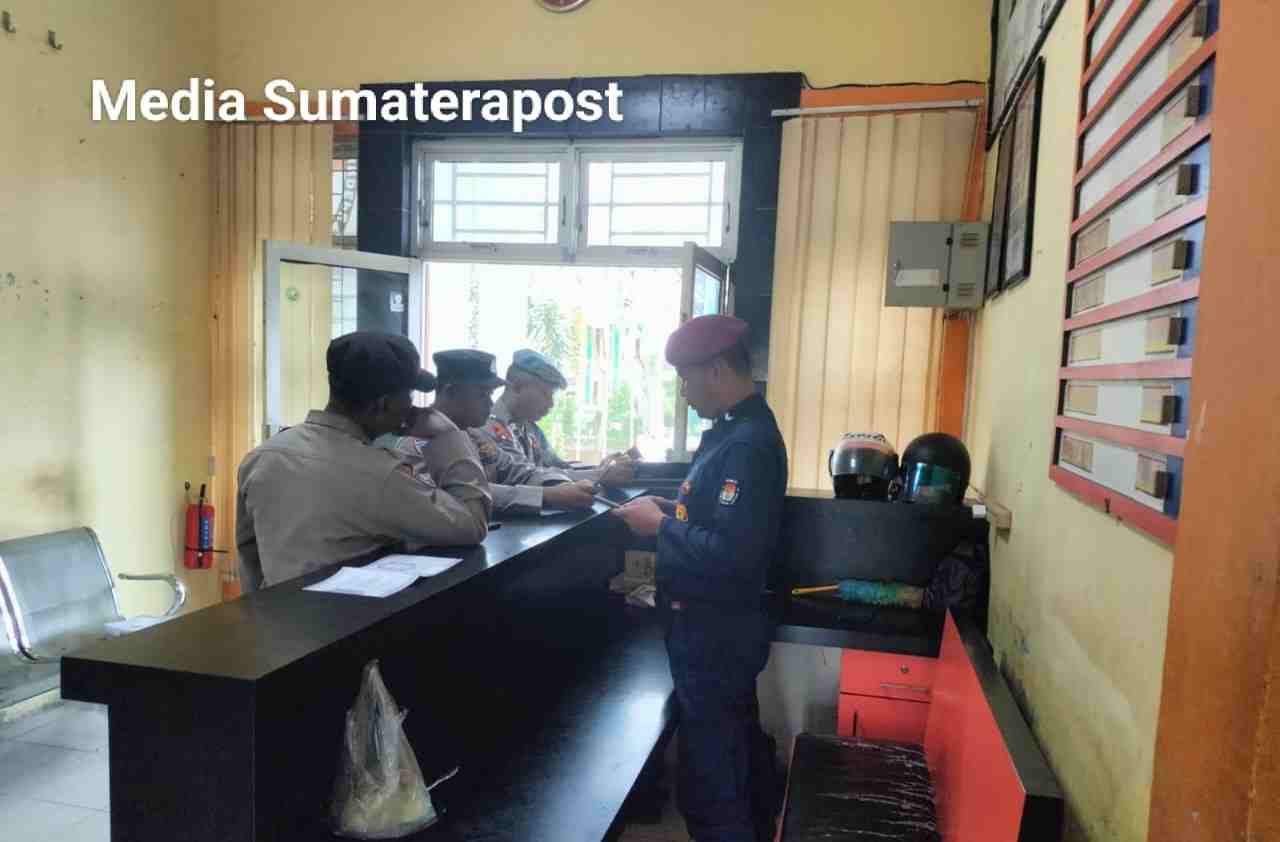 Polsek Karang Baru Patroli Rutin, Ciptakan Situasi Kondusif Menjelang Pemilu Polsek Karang Baru Patroli Rutin, Ciptakan Situasi Kondusif Menjelang Pemilu