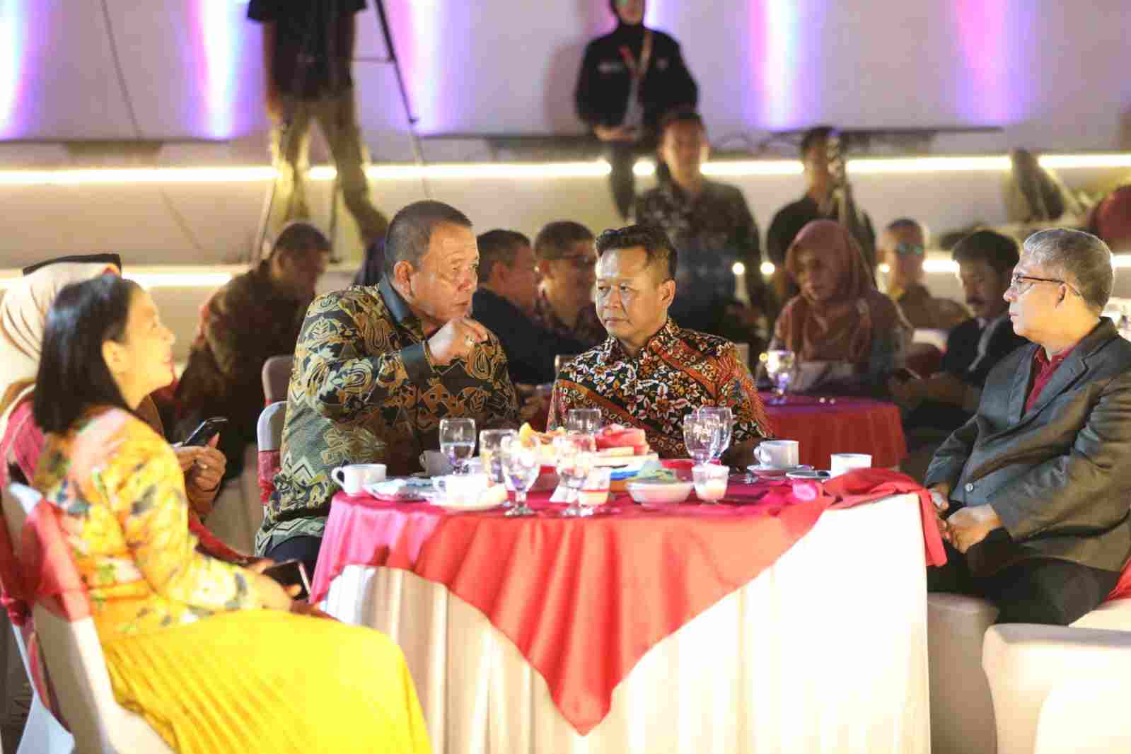 Gubernur Arinal Hadiri Gala Dinner Forum Rektor Wilayah Barat Gubernur Arinal Hadiri Gala Dinner Forum Rektor Wilayah Barat