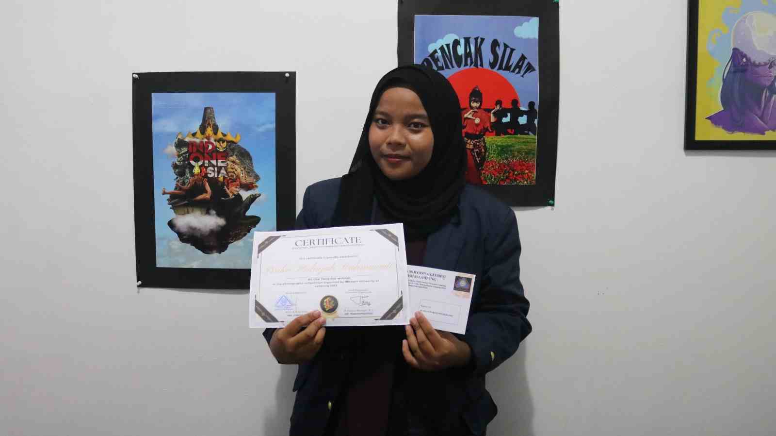 Mahasiswi IIB Darmajaya Juara Favorit Lomba Fotografi Geodesi Festival 2023 Mahasiswi IIB Darmajaya Juara Favorit Lomba Fotografi Geodesi Festival 2023