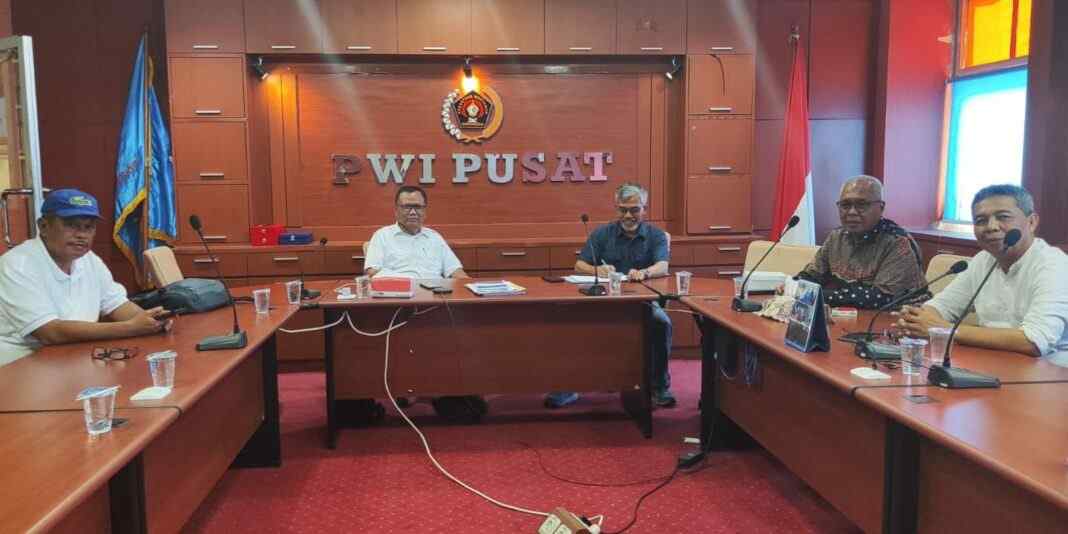 DK PWI Ingatkan Wartawan Taati Kode Etik untuk Hasilkan Jurnalisme Berkualitas DK PWI Ingatkan Wartawan Taati Kode Etik untuk Hasilkan Jurnalisme Berkualitas