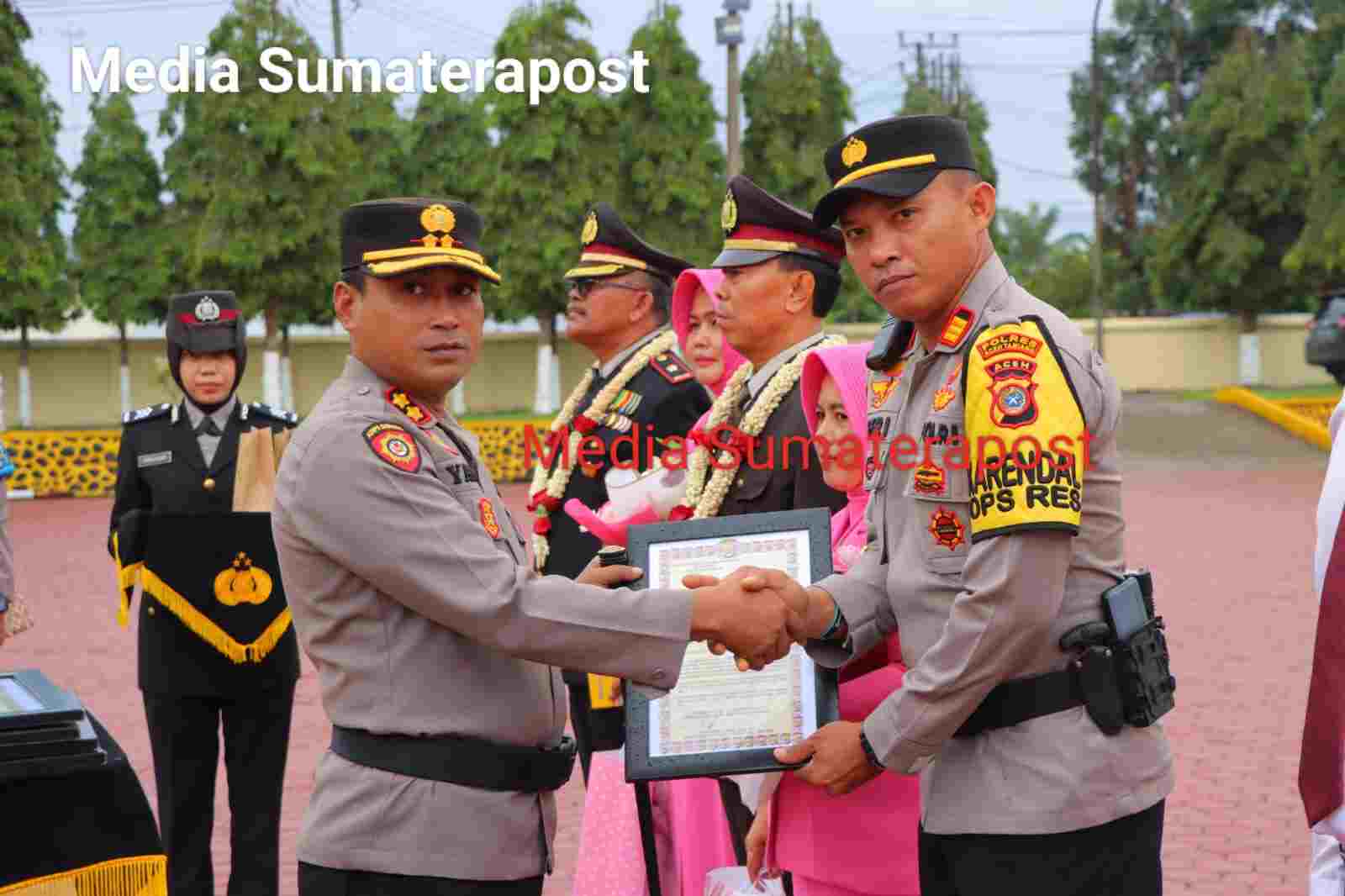 AKBP Muhammad Yanis Pimpin Sertijab Kasat Lantas, Pelepasan Purna Bakti dan Pemberian Reward AKBP Muhammad Yanis Pimpin Sertijab Kasat Lantas, Pelepasan Purna Bakti dan Pemberian Reward