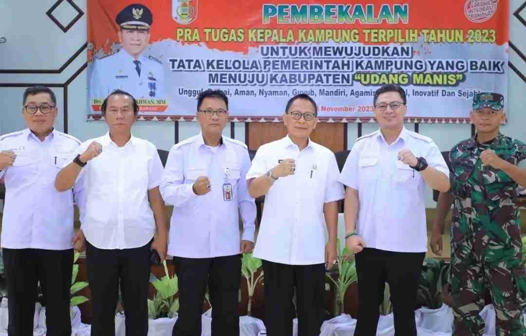 Pj Bupati Tuba Tegaskan Kakam Terpilih Patuhi Norma Hukum dan Perundang-undangan Pj Bupati Tuba Tegaskan Kakam Terpilih Patuhi Norma Hukum dan Perundang-undangan